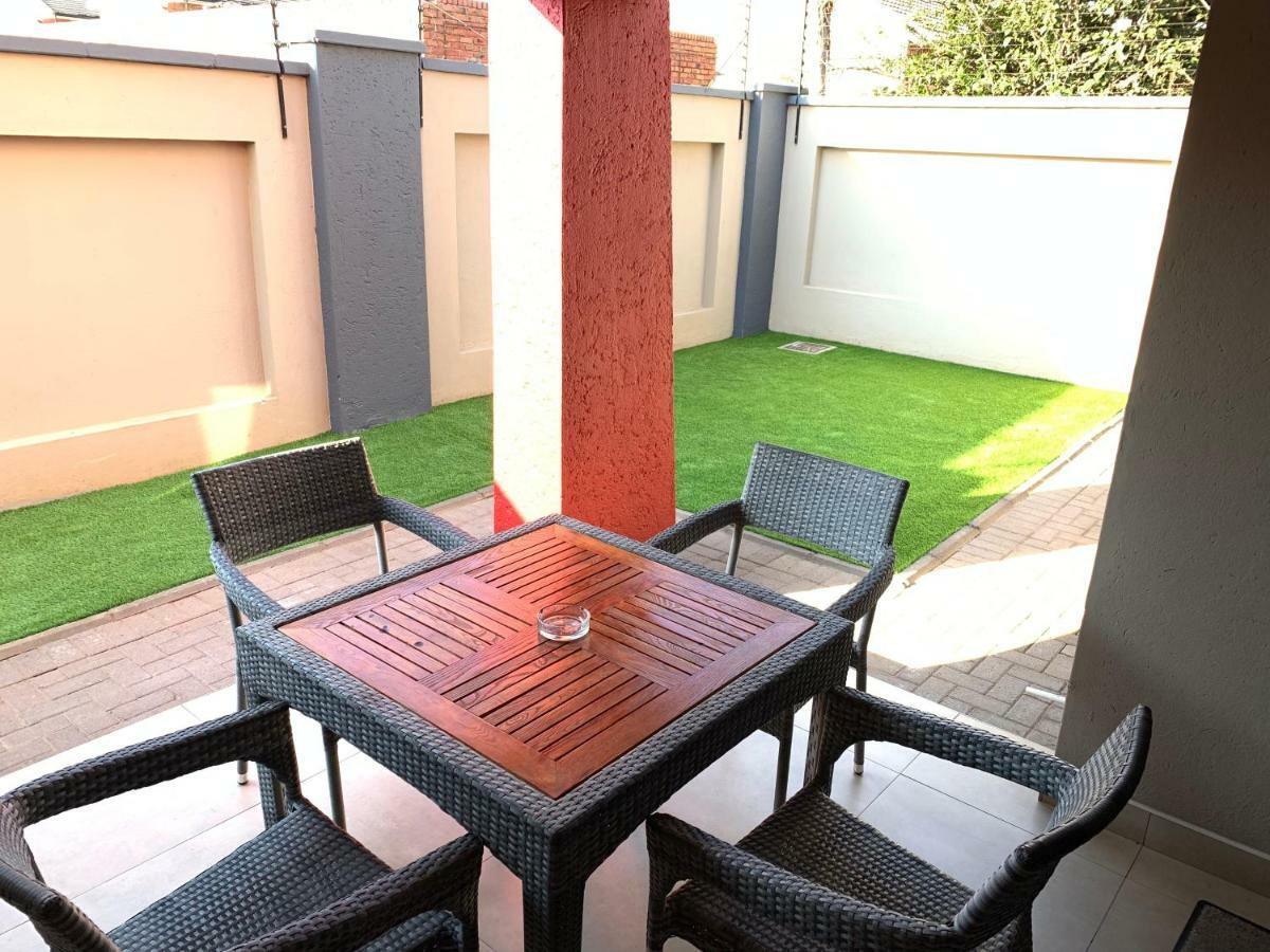 66 Dorp Street Apartment Polokwane Exterior foto